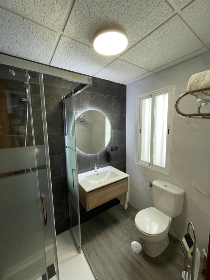 Hostal Calderon De La Barca Zalamea de la Serena Luaran gambar